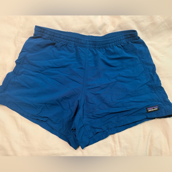 Patagonia women’s Blue Baggies Shorts size M - Picture 1 of 4